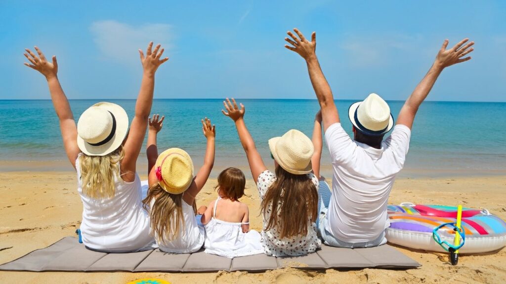 14-best-tips-for-travelling-on-a-budget-for-solo-and-family-travellers