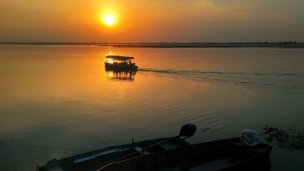 top-12-bioluminescent-beaches-in-india