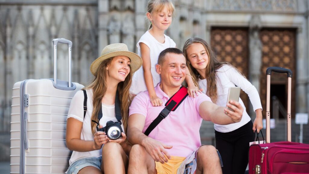 14-best-tips-for-travelling-on-a-budget-for-solo-and-family-travellers